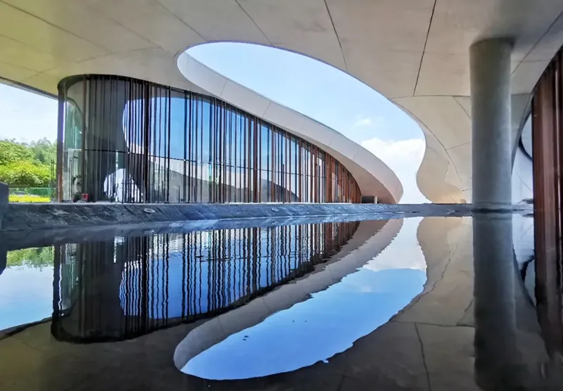 Longquanshan Forest Park High-Altitude Restaurant Project
